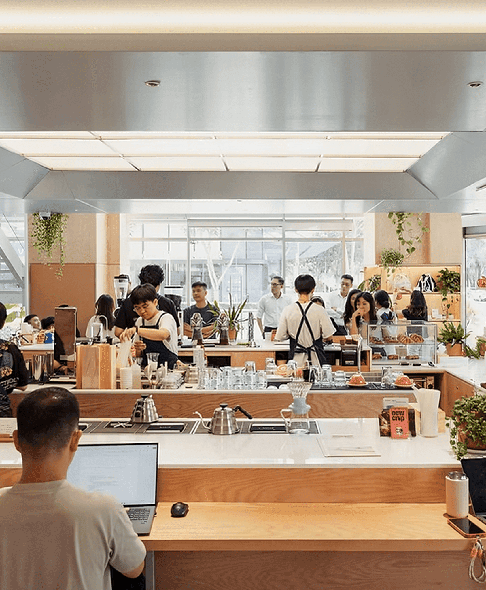 People at a cafe
